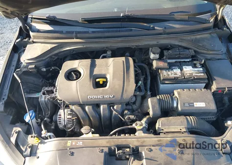 2017 Hyundai Elantra Se z USA, uszkodzony, nr VIN 5NPD74LF2HH102192